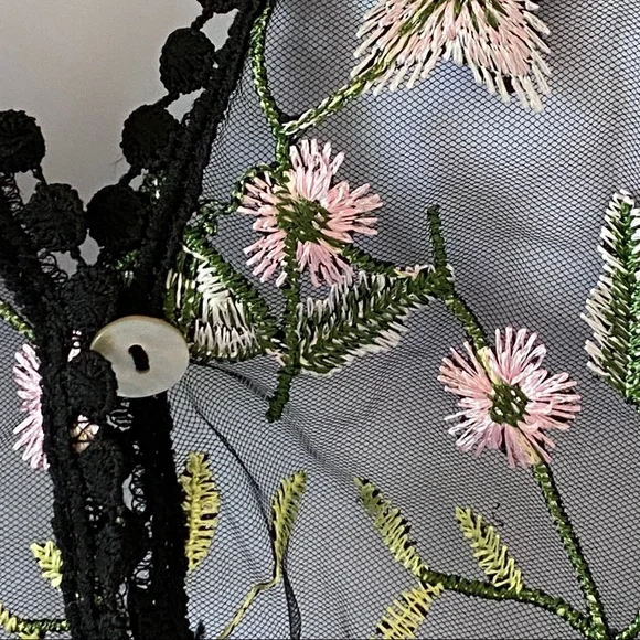 Chris McLaughlin Floral Mesh Dress Topper Size Medium NEW WITH TAGS - Picture 6 of 10